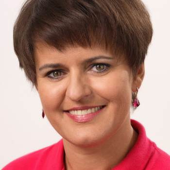 Dorota  Chojnacka specjalista stomatologii zachowawczej z endodoncją